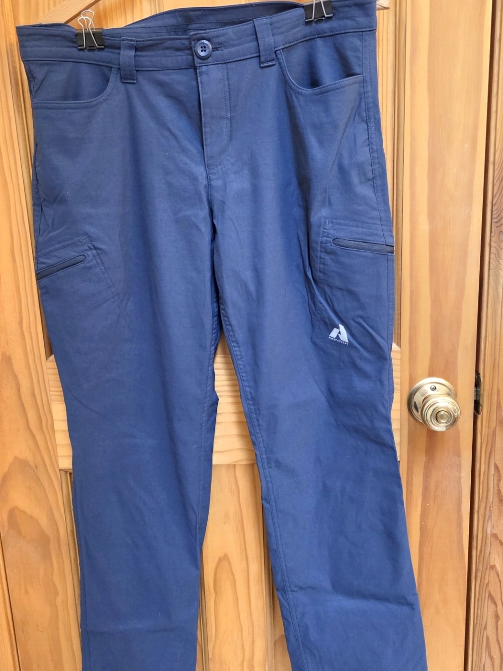 Eddie Bauer Ascent Navy Blue Women's Fishing/Cargo Type